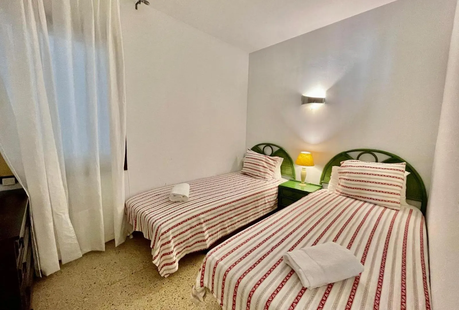 Apartamento Blau Mar Lloret de Mar 0*,  Spain